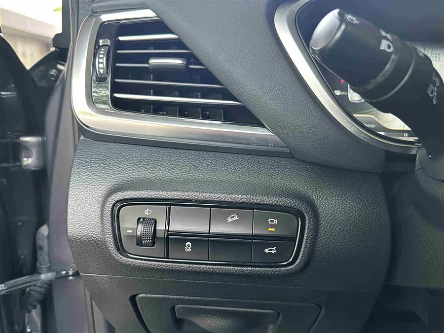 广汽传祺 传祺GS4 PLUS 2021 汽车图片 #17