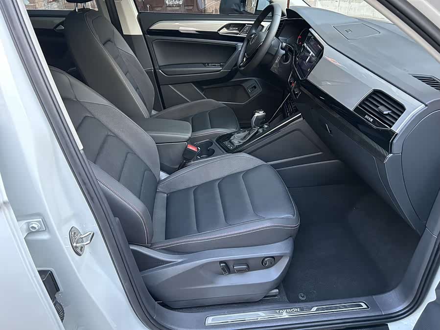 Volkswagen Tayron 2022 car image #17