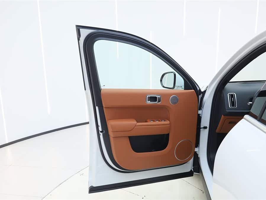 Li L7 2024 immagine di auto #17