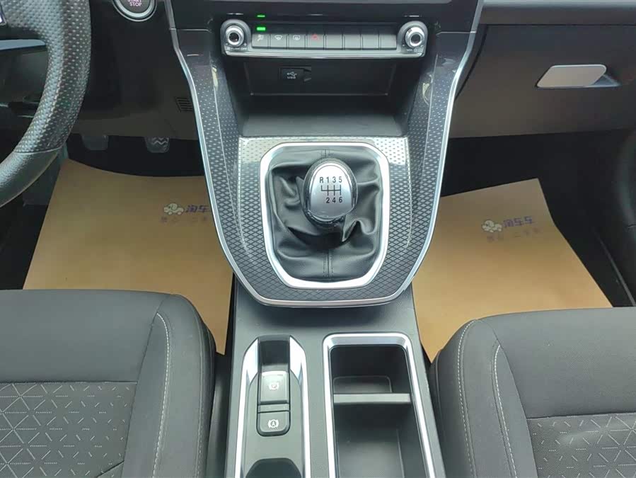 哈弗 哈弗M6 2021 汽车图片 #17