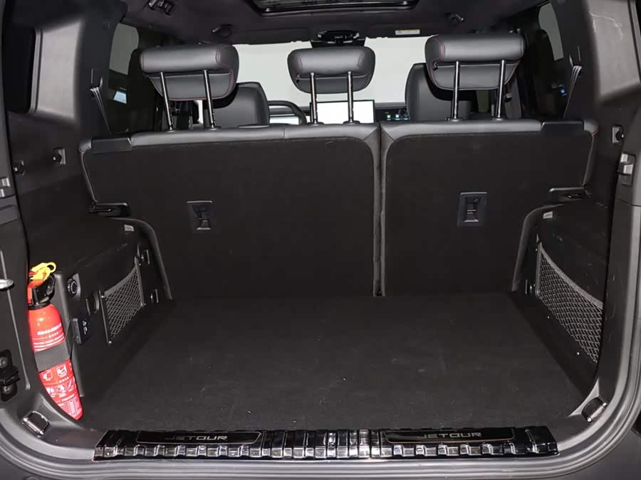 Jetour Traveller 2024 car image #17