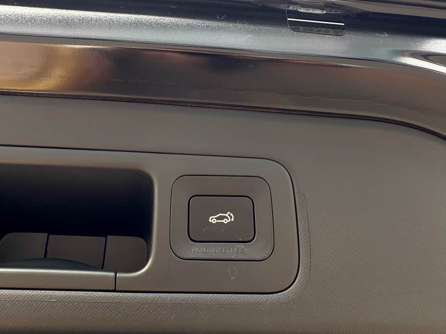 广汽传祺 传祺M8 2025 汽车图片 #17