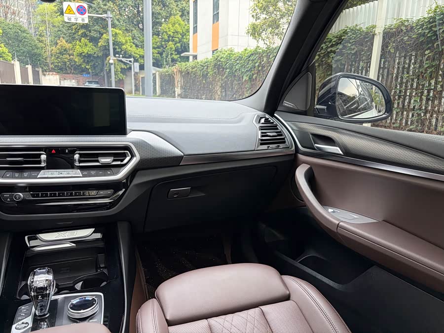 BMW X3 2023 immagine di auto #17