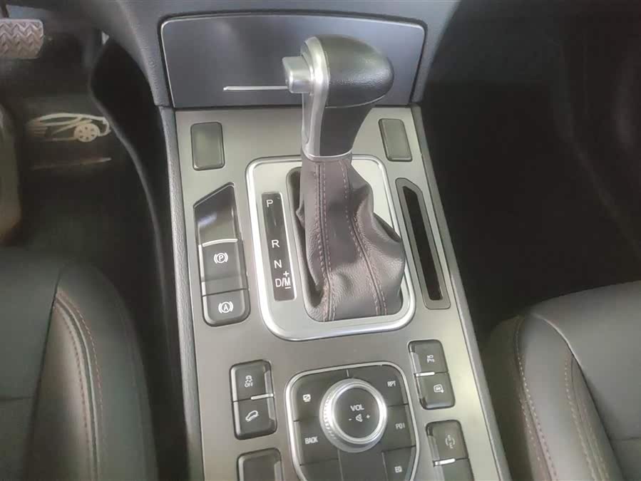 Haval H6 Coupe 2017 imagem de carro #17