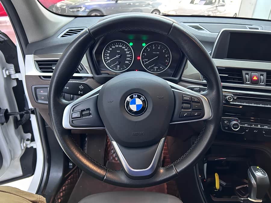 BMW X1 2017 #17 BMW X1 2017 car image #17