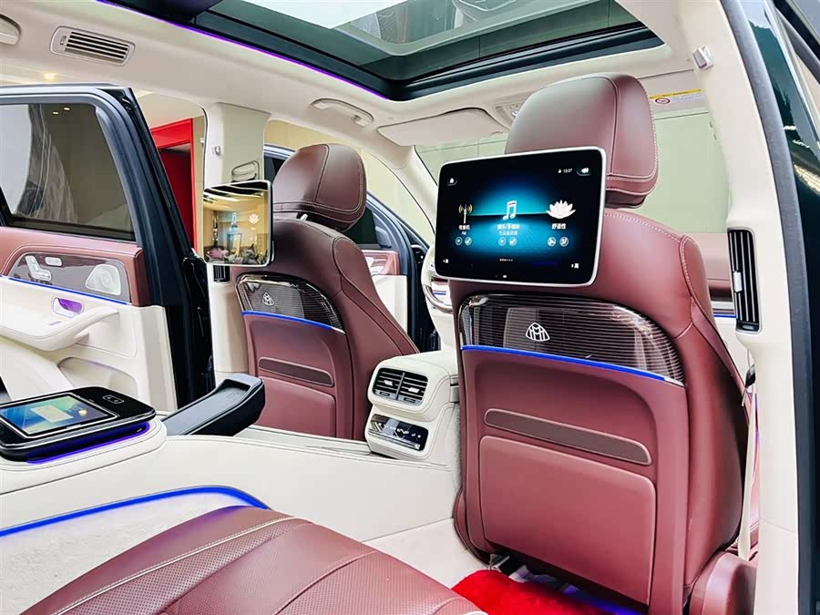 Mercedes-Benz Maybach GLS 2022 car image #17