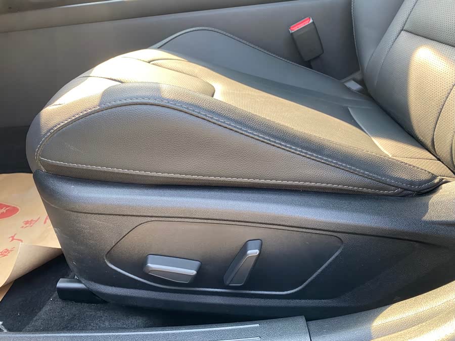 Hyundai Elantra 2022 car image #17