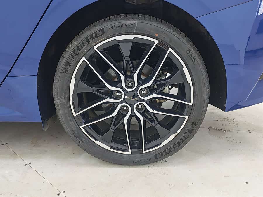 起亚 起亚K5 2022 汽车图片 #17