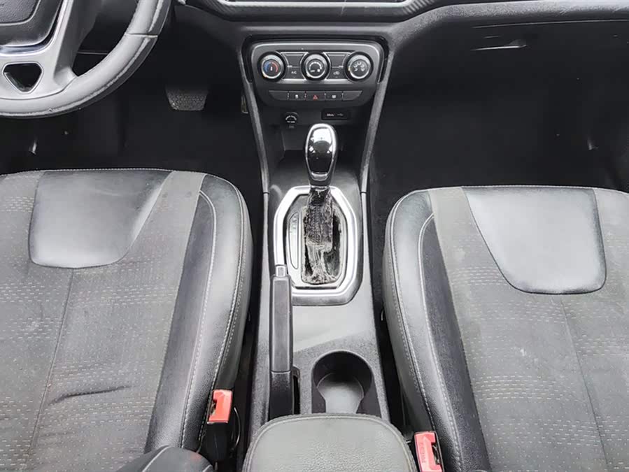 Chery Tiggo 3x 2018 car image #17