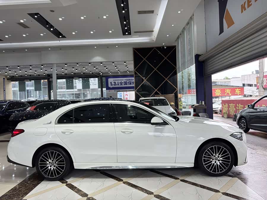 Mercedes-Benz C Class 2022 car image #17