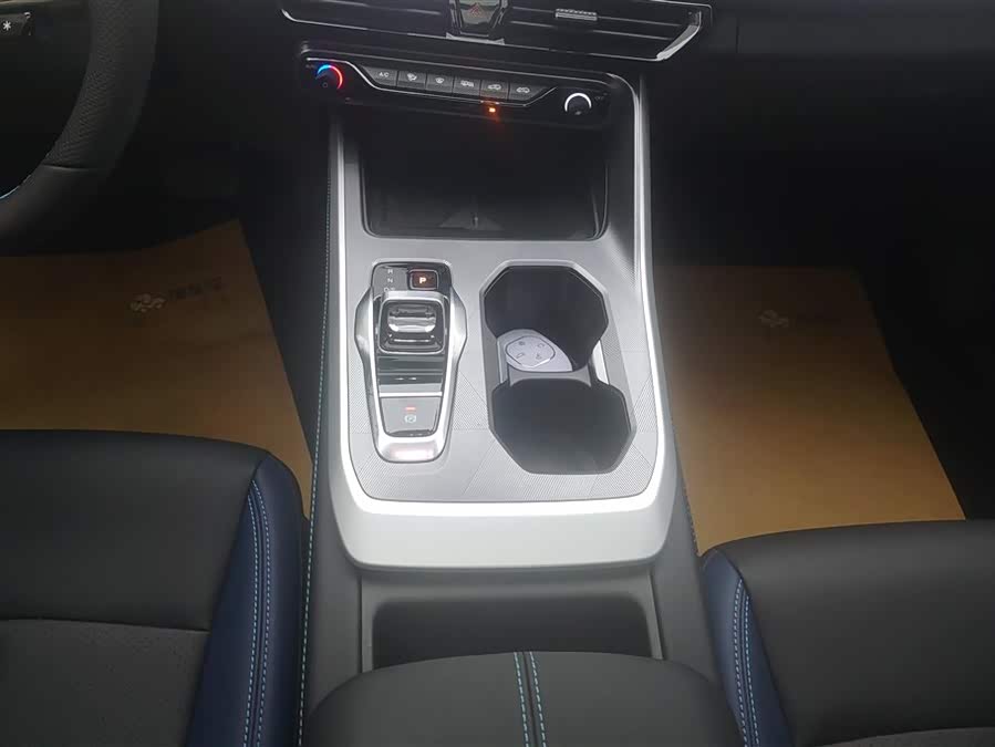 GAC Trumpchi GS3 2025 immagine di auto #17