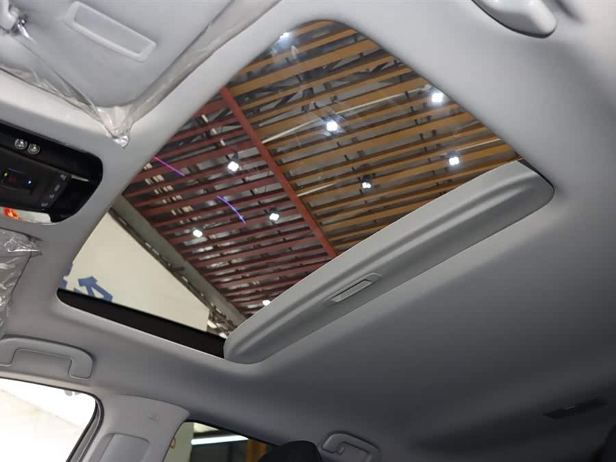 Toyota Venza 2023 car image #17