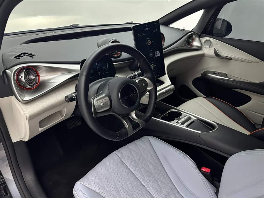 BYD Dolphin 2022 صورة سيارة #17