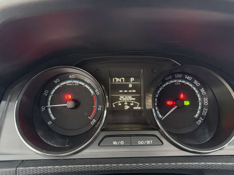 Skoda Kamiq 2021 изображение автомобиля #17