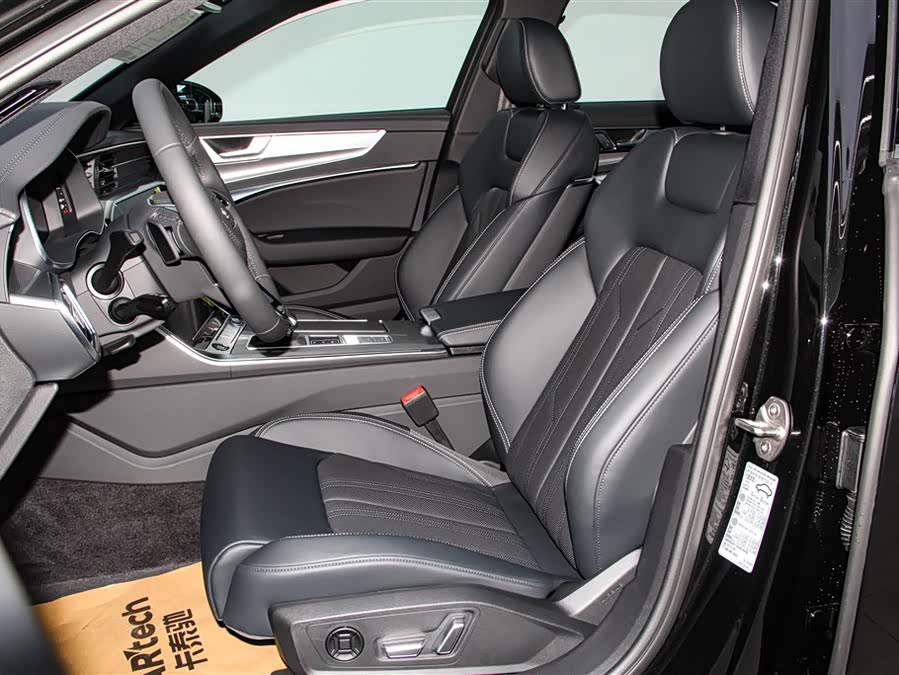 Audi A6L 2025 #17 Audi A6L 2025 car image #17