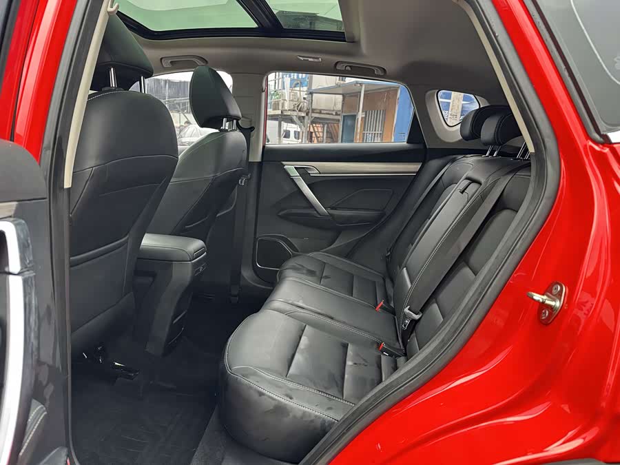 GEELY Coolray 2019 immagine di auto #17