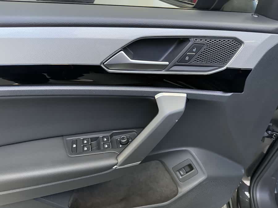 Volkswagen Tayron 2022 car image #17