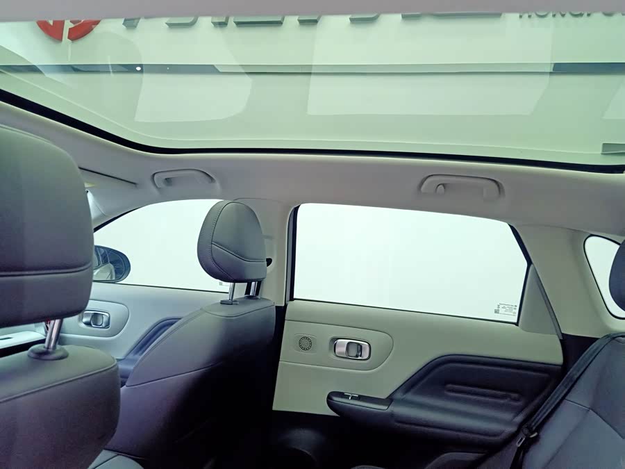 零跑汽车 零跑B10 2025 汽车图片 #17