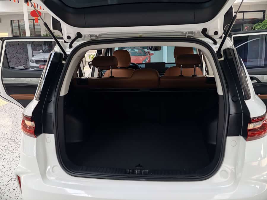 GEELY Vision X6 2021 car image #17