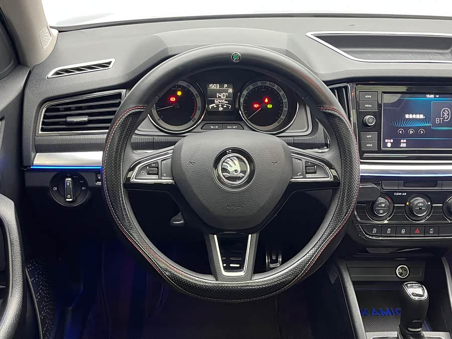 Skoda Kamiq 2019 image de voiture #17