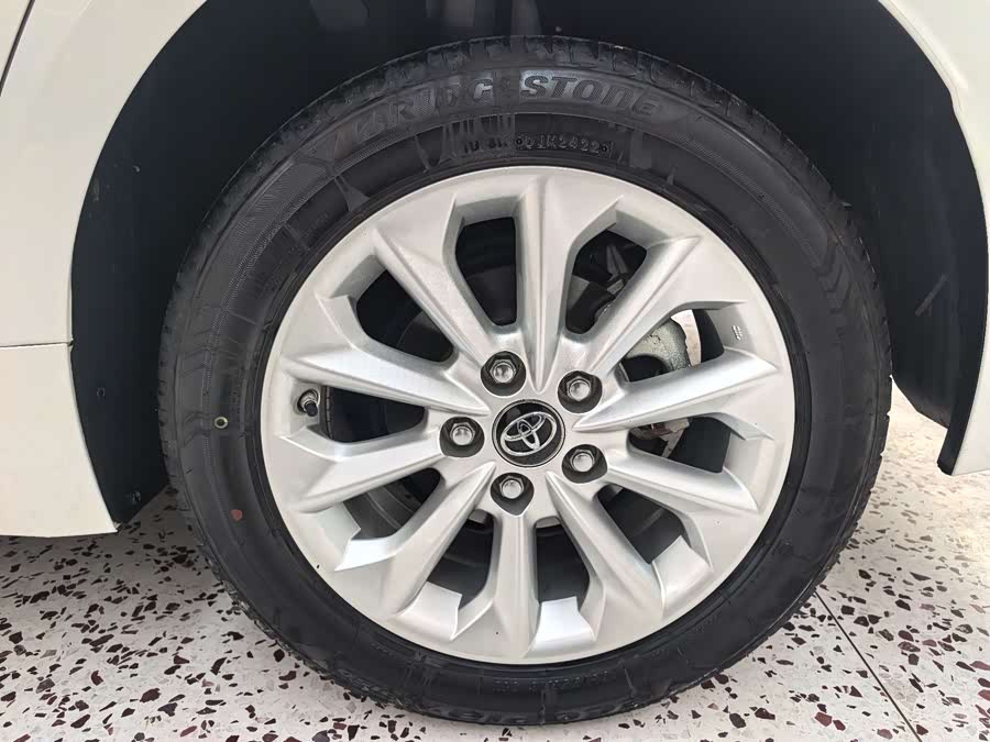 Toyota Corolla 2023 car image #17