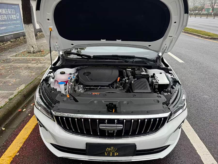 GEELY Emgrand 2026 car image #17