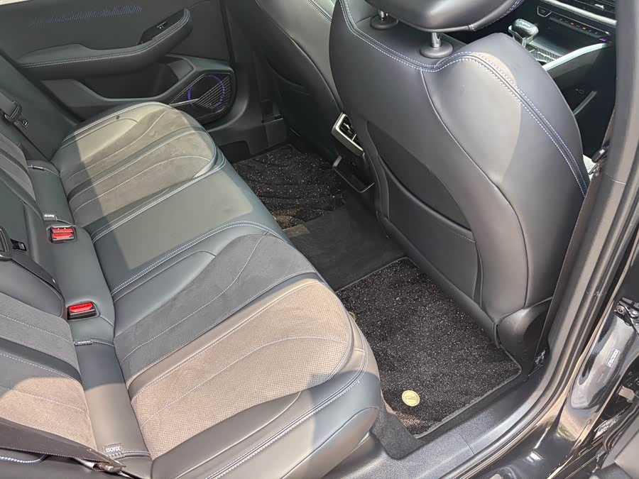 GEELY Preface 2025 image de voiture #17