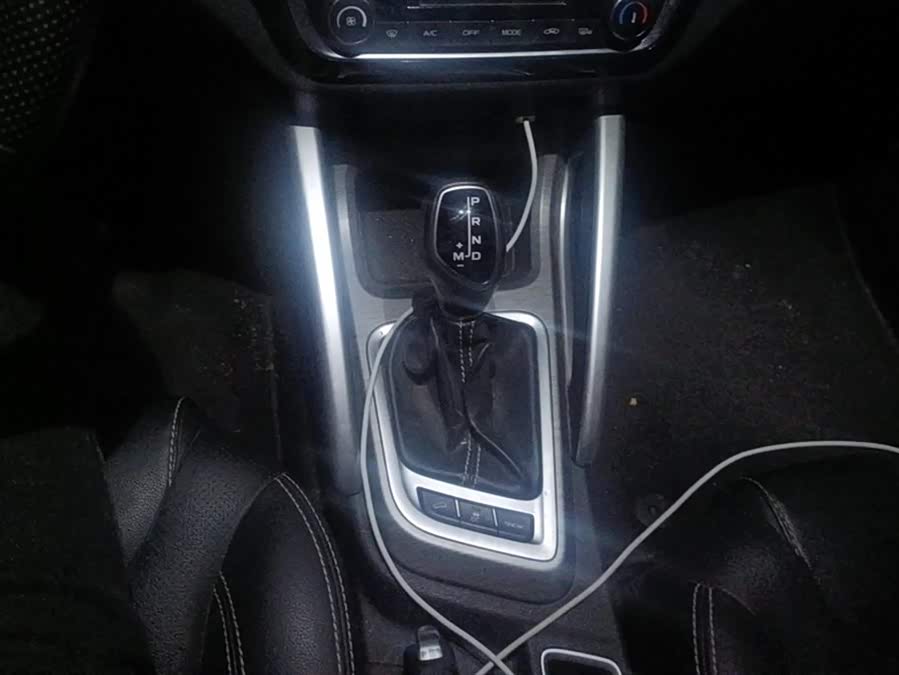 GEELY Vision X3 2018 изображение автомобиля #17