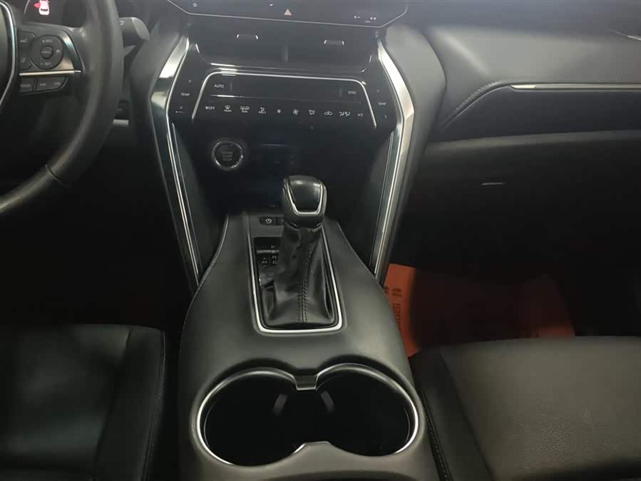 Toyota Venza 2024 immagine di auto #17