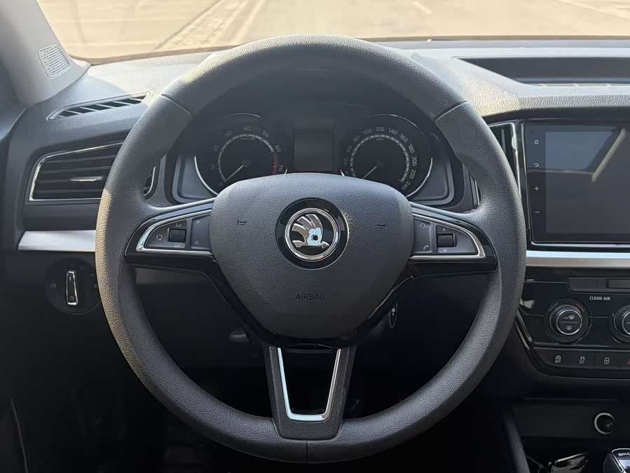 Skoda Kamiq 2024 #17 Skoda Kamiq 2024 car image #17