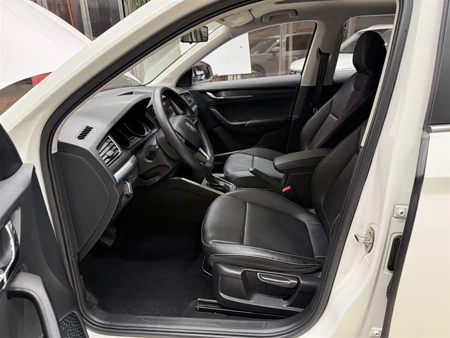 Skoda Kamiq 2022 car image #17