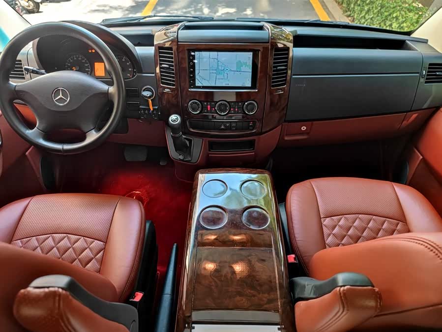 Mercedes-Benz GLE Class 2024 car image #17