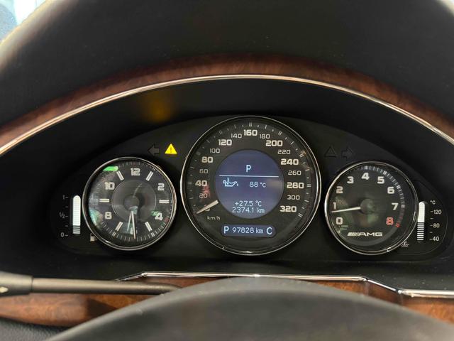 Mercedes-Benz CLS AMG 2009 car image #17