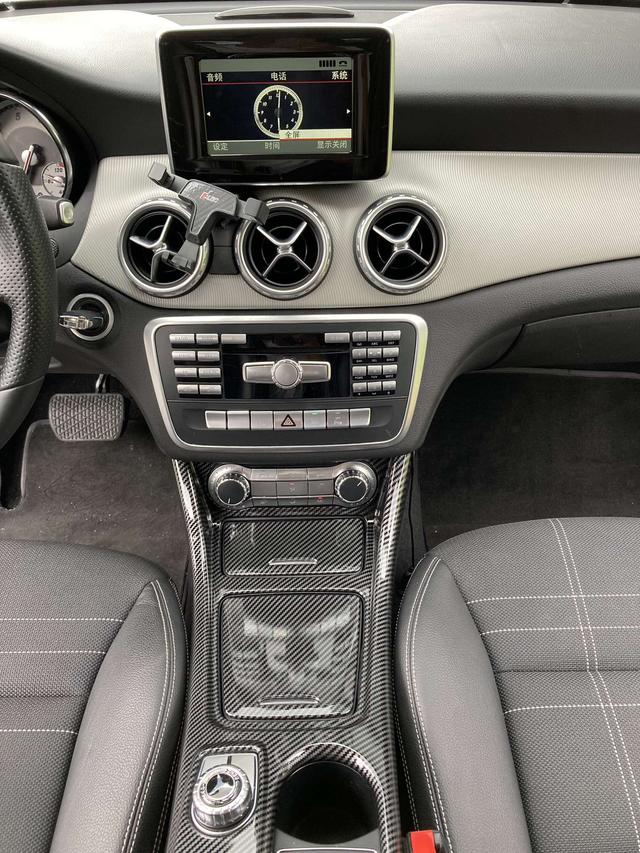 Mercedes-Benz GLA Class (Imported) 2014 car image #17