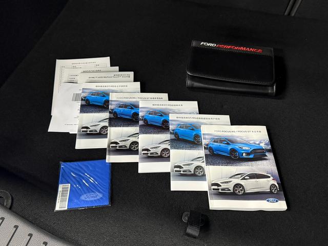 Ford Focus (Imported) 2018 صورة سيارة #17