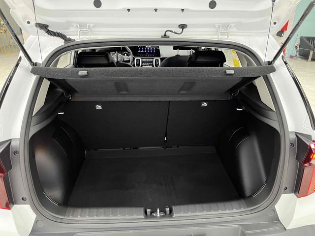 Kia Sonet 2024 immagine di auto #17