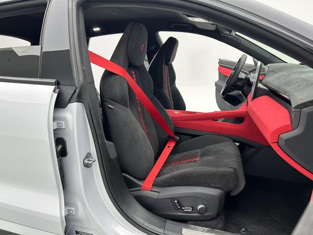 极氪 极氪001 FR 2023 汽车图片 #17