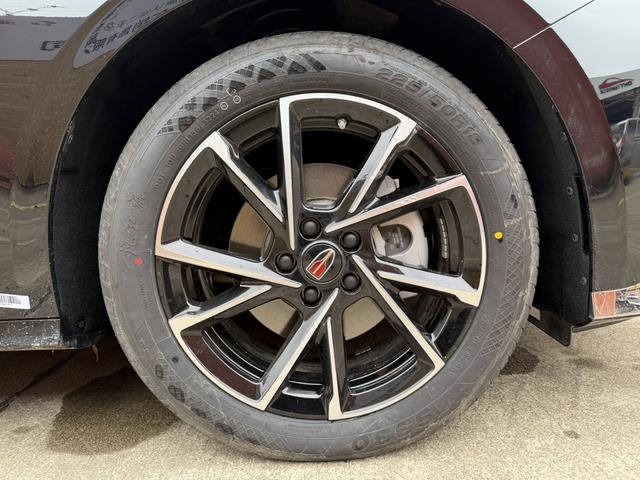 HongQi H6 2025 car image #17