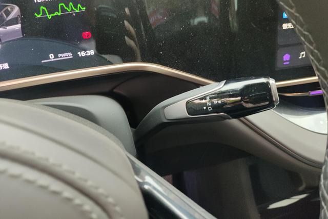 HongQi EH7 2024 #17 HongQi EH7 2024 car image #17