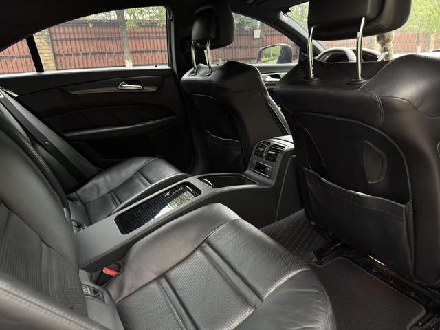 Mercedes-Benz CLS AMG 2012 imagem de carro #17