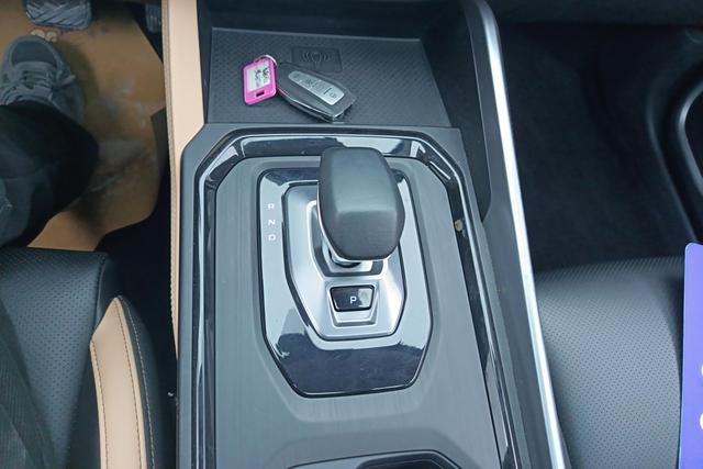 GEELY OkavangoPRO 2024 car image #17