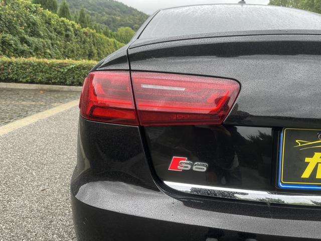 Audi S6 2016 immagine di auto #17