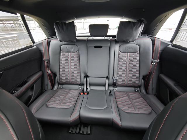 Audi RS Q8 car image #17