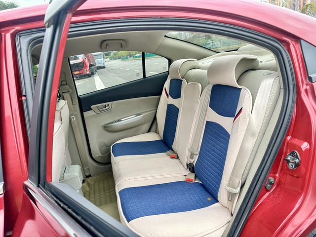 Changan Alsvin V5 2014 car image #17