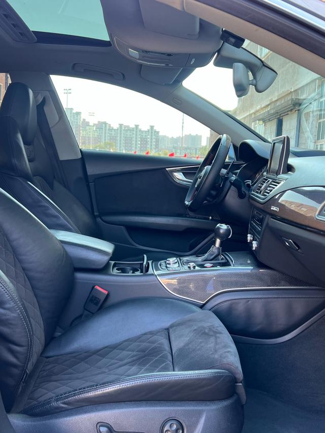 Audi S7 2013 immagine di auto #17