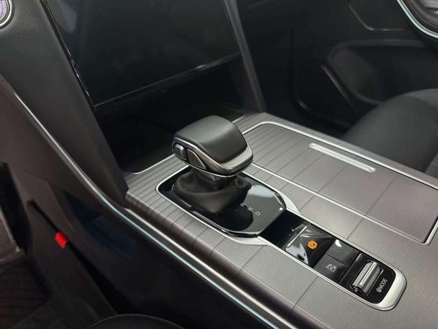 HongQi HS7 PHEV 2024 #17 HongQi HS7 PHEV 2024 car image #17