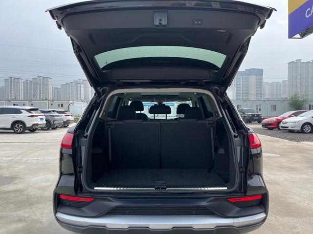 Audi Q6 2023 изображение автомобиля #17