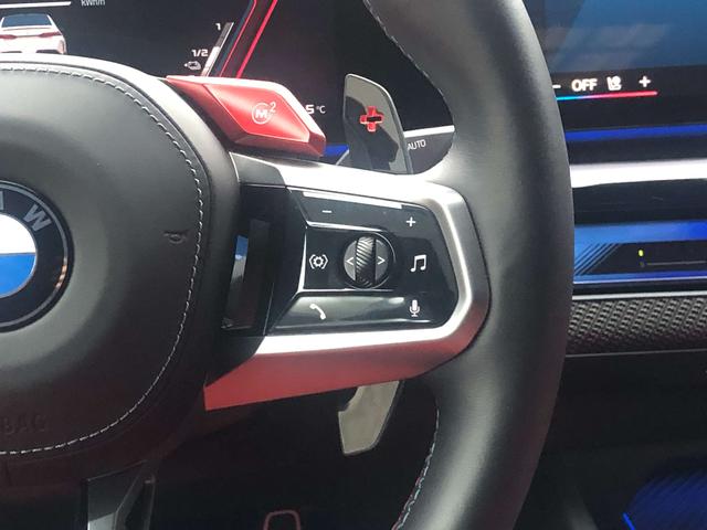 BMW M5 New Energy car image #17