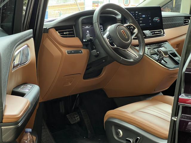 HongQi HQ9 PHEV 2024 #17 HongQi HQ9 PHEV 2024 car image #17