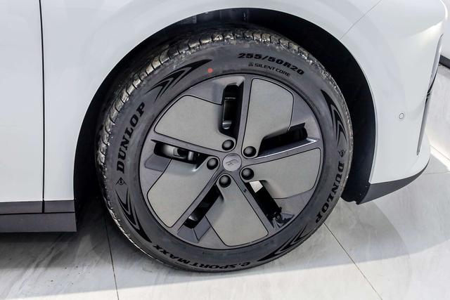 理想汽车 理想i6 2025 汽车图片 #17